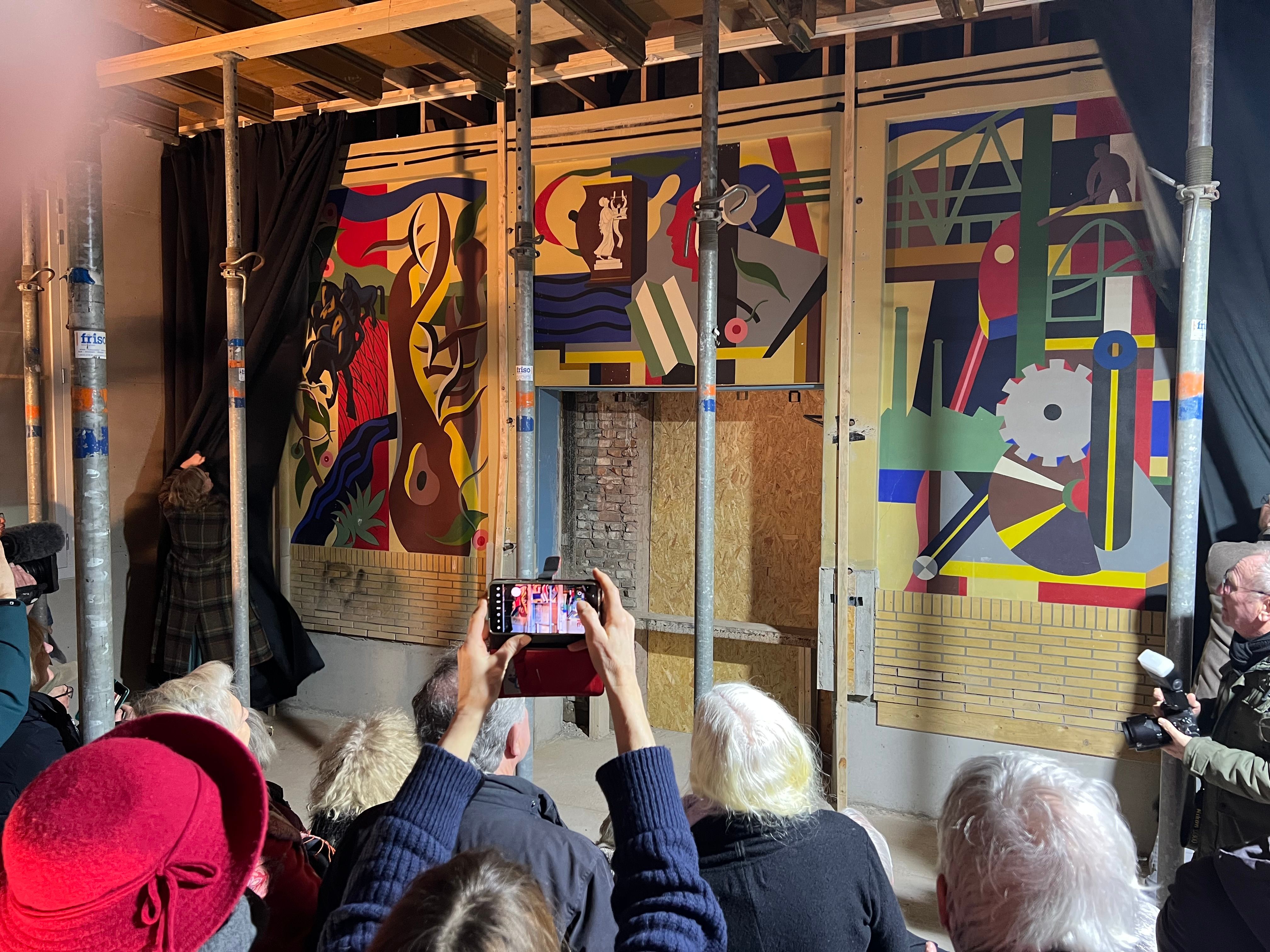 Muurschildering Jan van der Zee onthuld in Kunstcentrum De Ploeg!