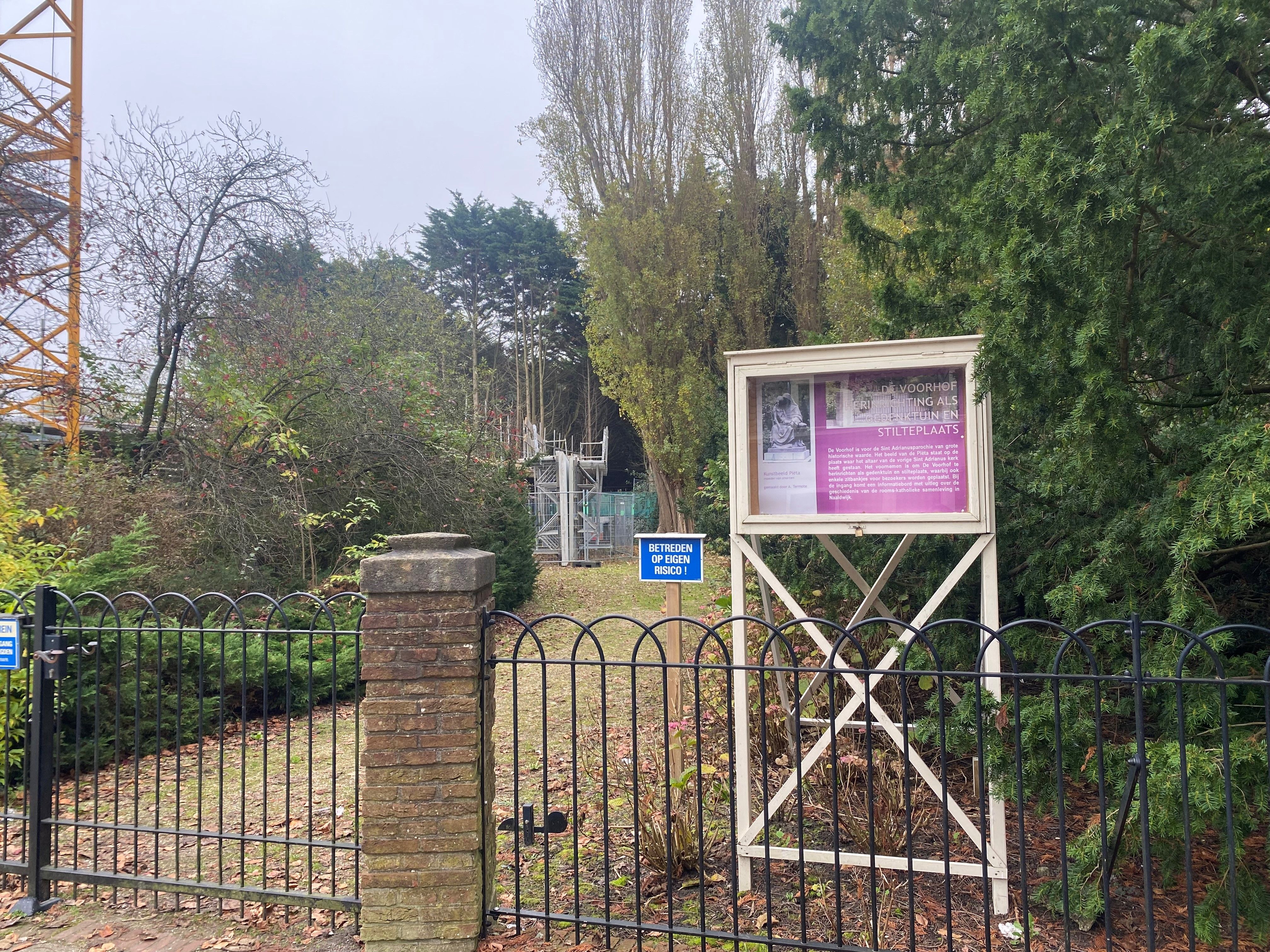 Rust verstoord op R.K. begraafplaats in Naaldwijk